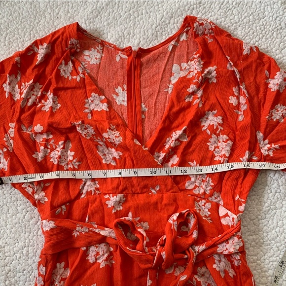 Dynamite  Red Floral Dress - Picture 8 of 10